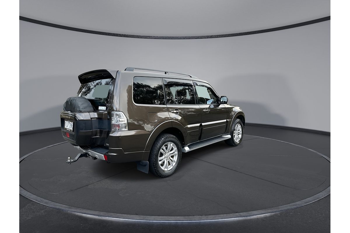 2017 Mitsubishi Pajero GLS NX
