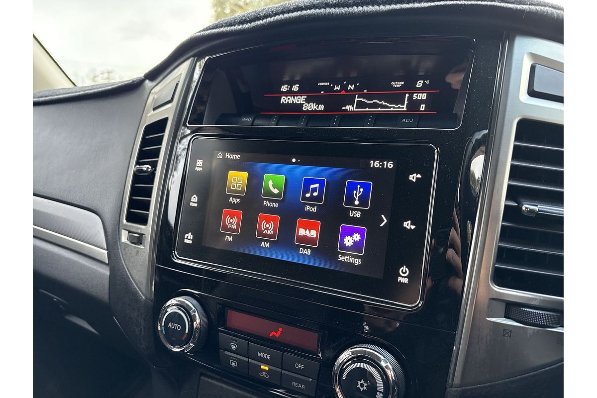 2017 Mitsubishi Pajero GLS NX