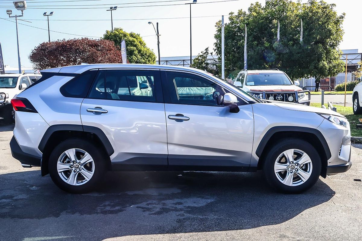 2020 Toyota RAV4 GX MXAA52R