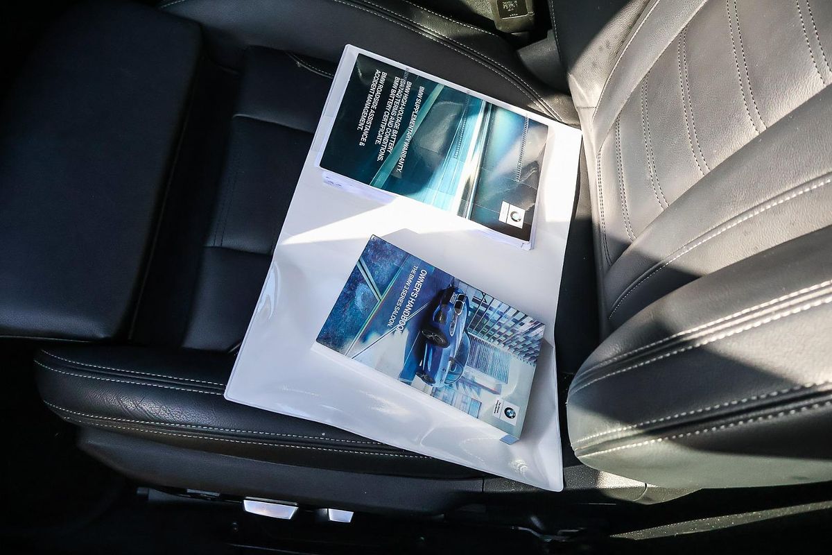 2019 BMW 3 Series 330i M Sport G20