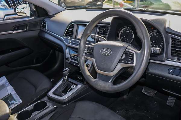 2017 Hyundai Elantra Active AD