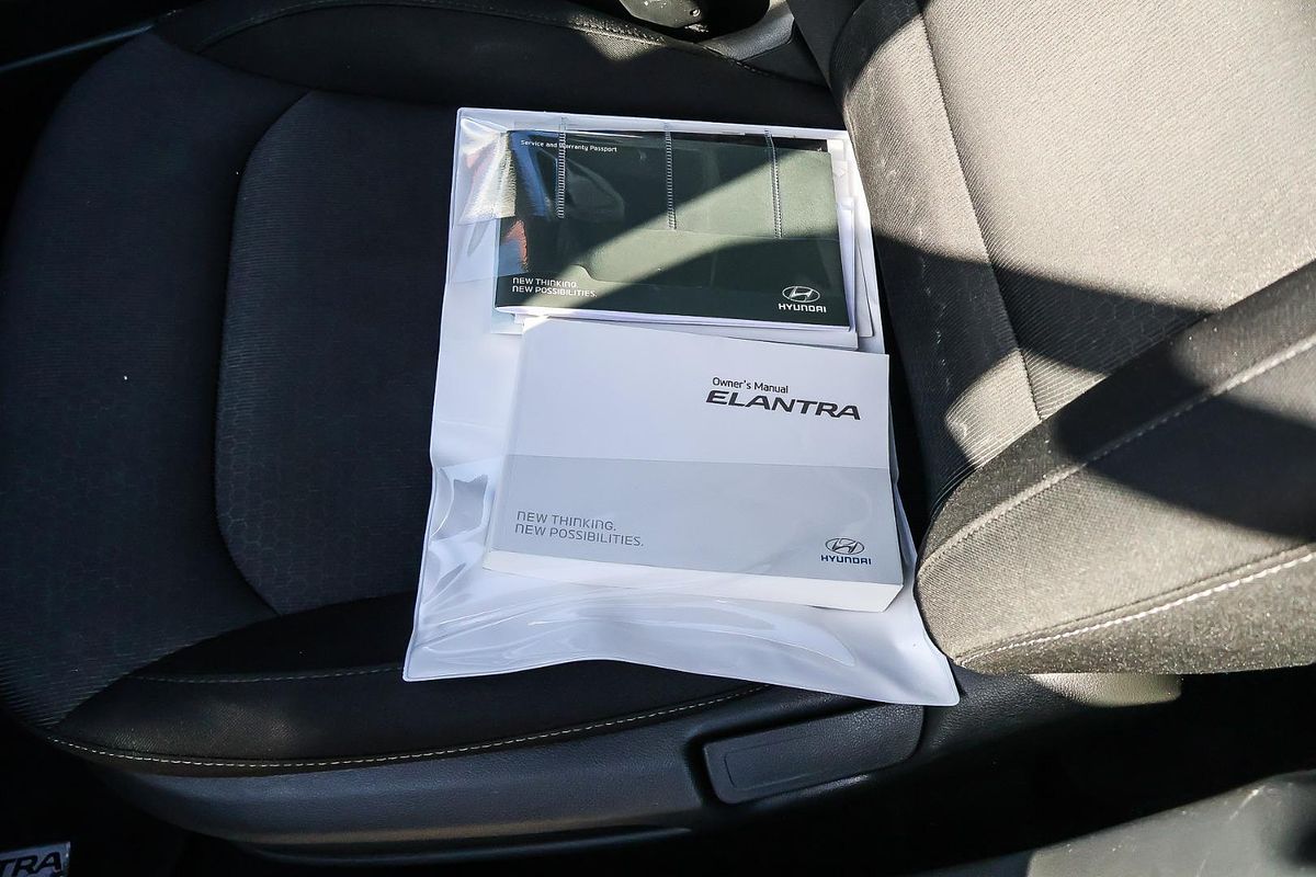 2017 Hyundai Elantra Active AD