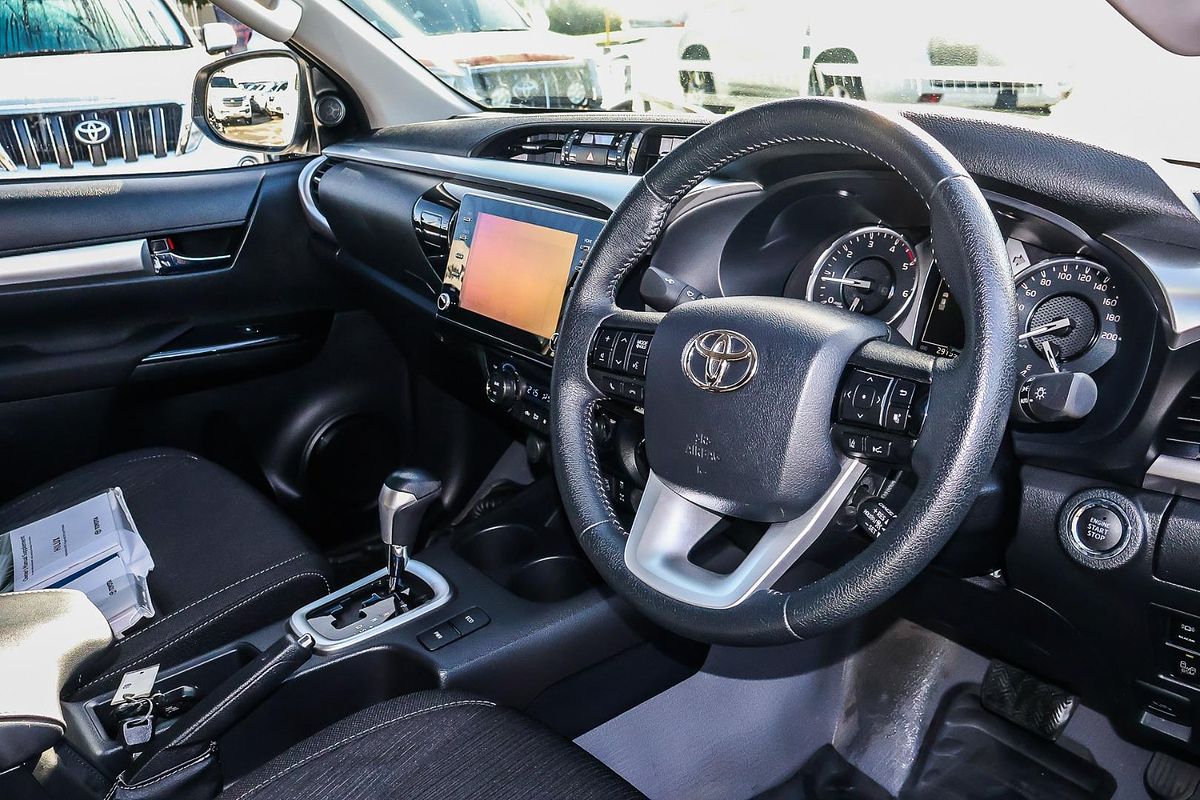 2023 Toyota Hilux SR5 GUN126R 4X4
