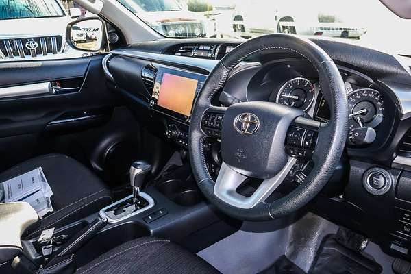 2023 Toyota Hilux SR5 GUN126R 4X4