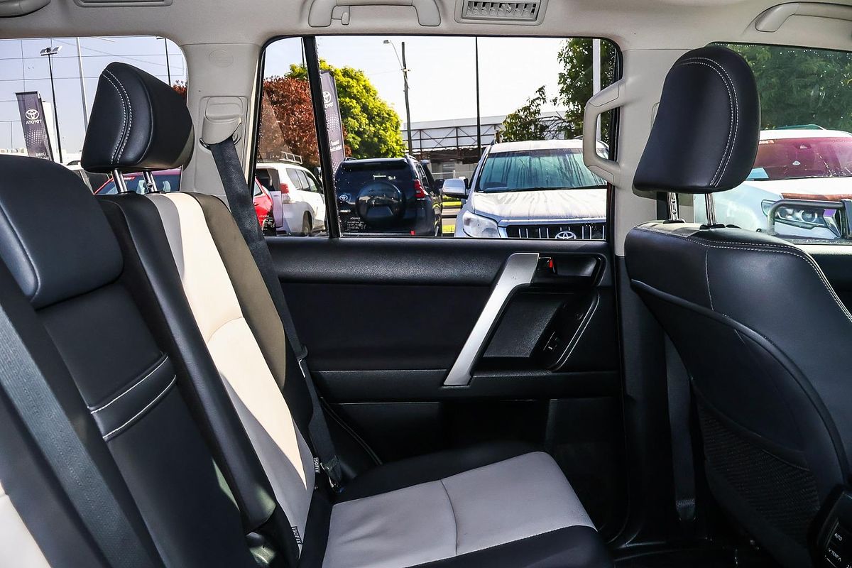 2014 Toyota Landcruiser Prado Altitude KDJ150R
