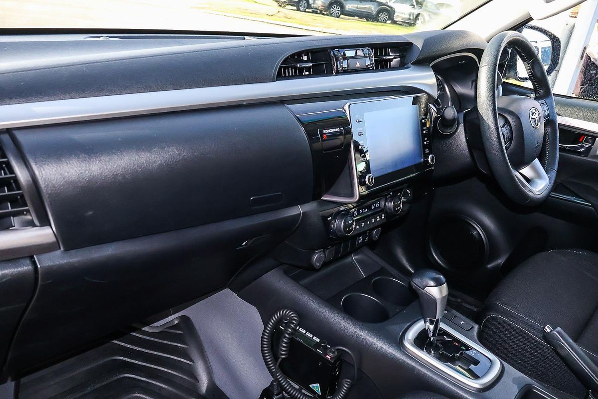 2023 Toyota Hilux SR5 GUN126R 4X4