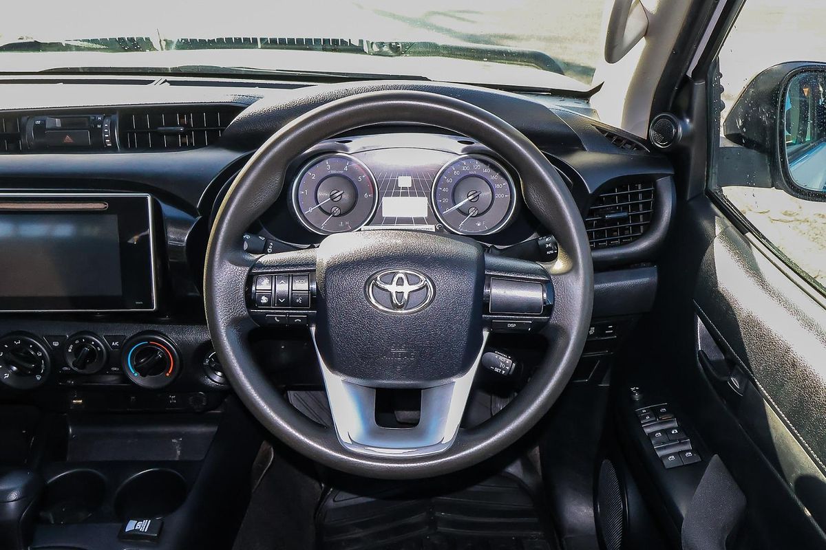 2017 Toyota Hilux SR GUN126R 4X4