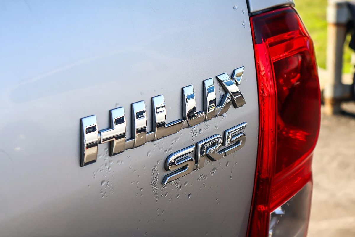 2018 Toyota Hilux SR5 GUN126R 4X4