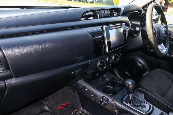 2017 Toyota Hilux SR GUN126R 4X4