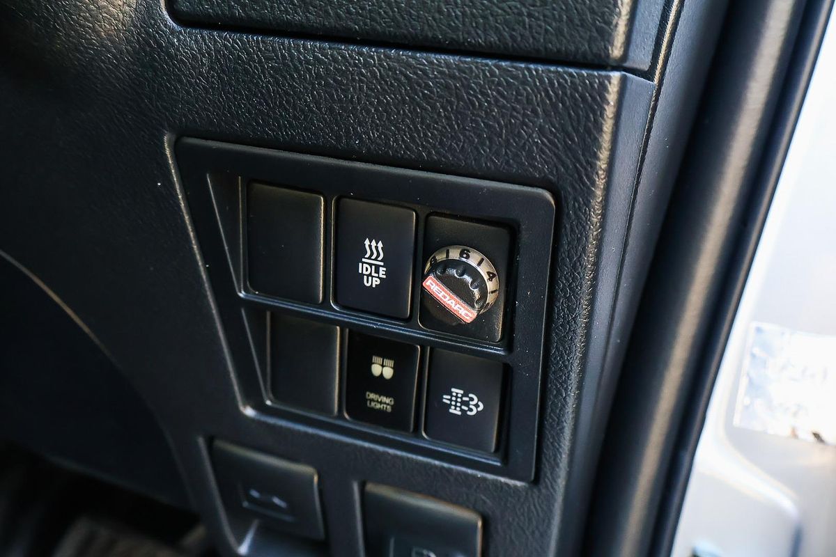 2018 Toyota Hilux SR5 GUN126R 4X4