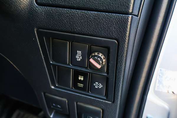 2018 Toyota Hilux SR5 GUN126R 4X4