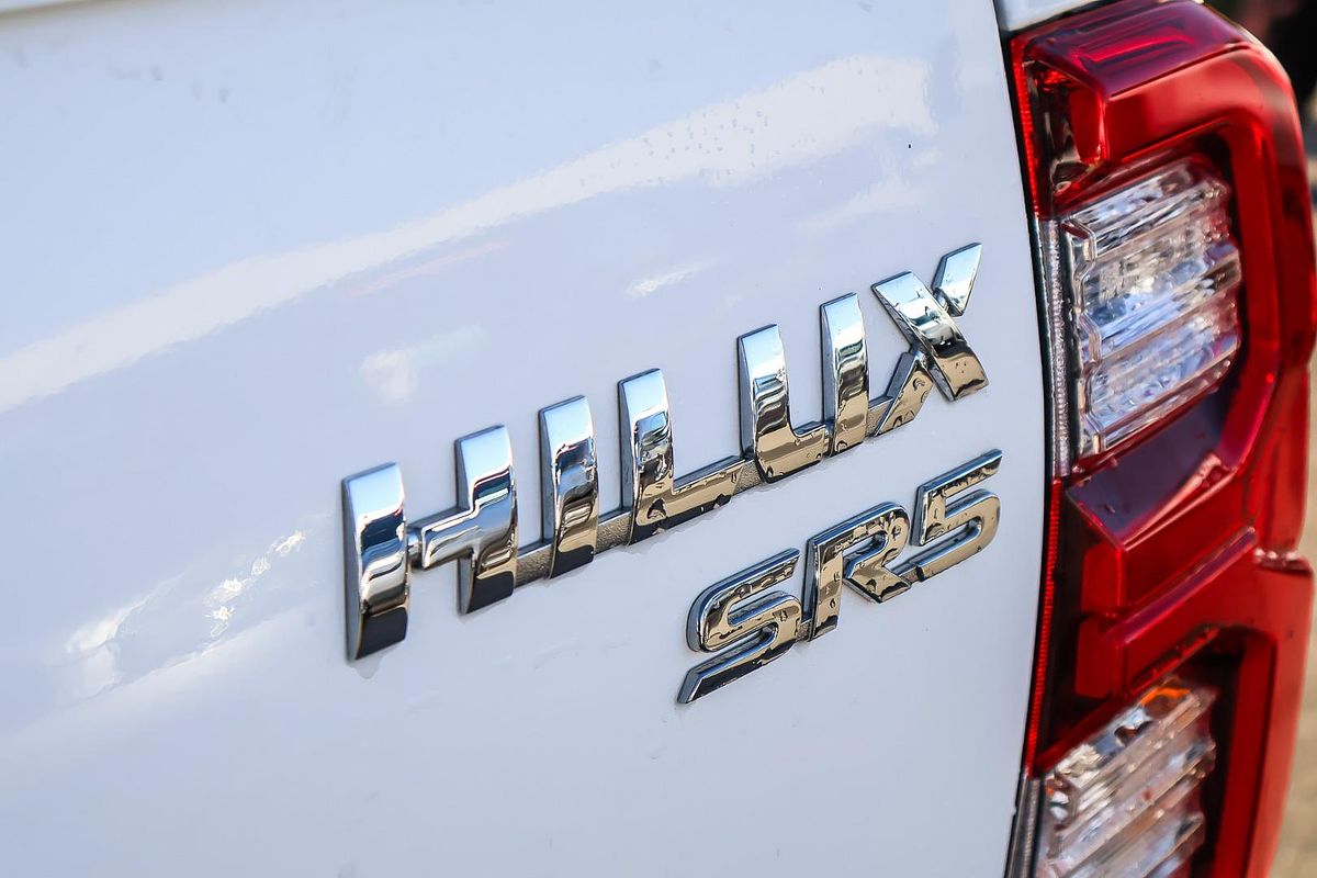 2023 Toyota Hilux SR5 GUN126R 4X4