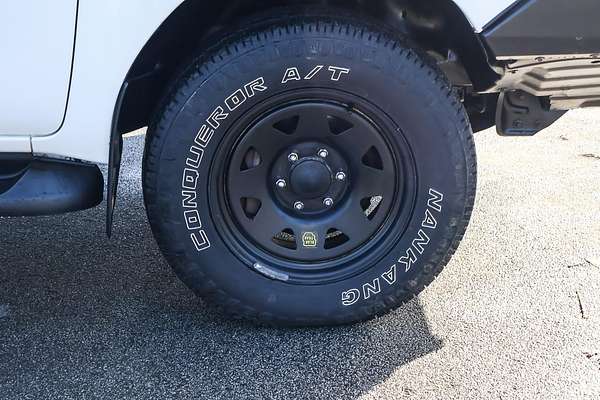 2017 Toyota Hilux SR GUN126R 4X4