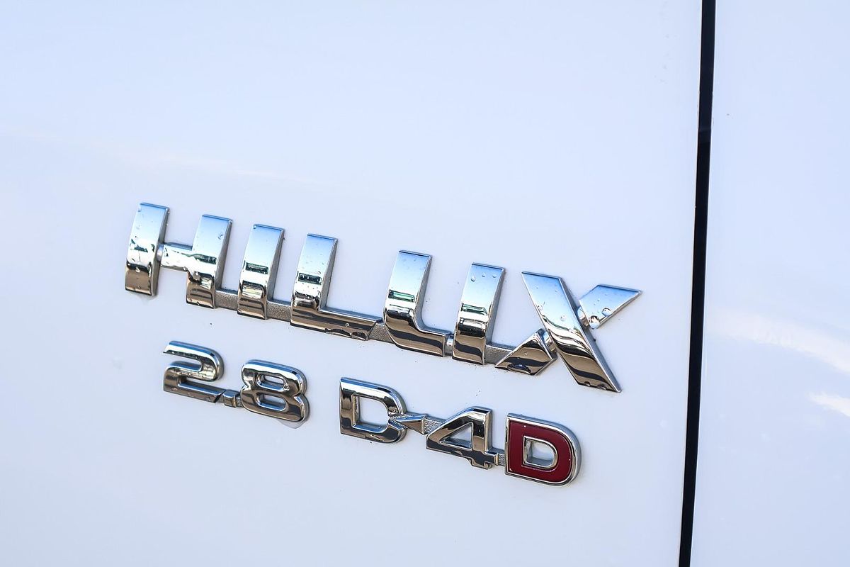 2017 Toyota Hilux SR GUN126R 4X4