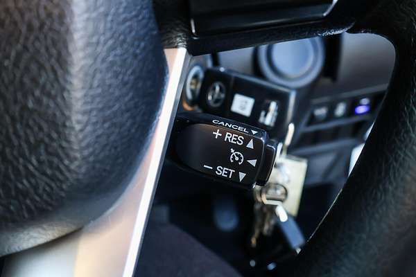 2017 Toyota Hilux SR GUN126R 4X4