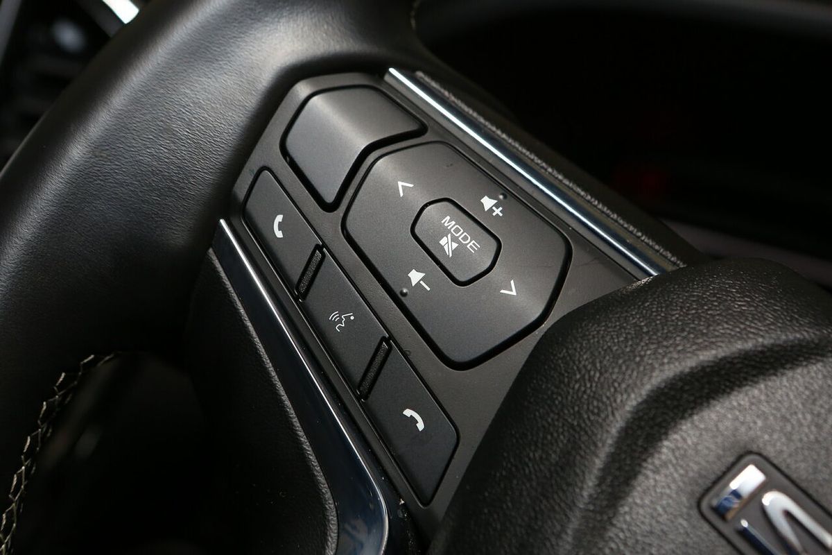 2023 Isuzu MU-X LS-U