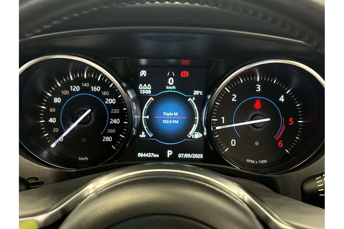 2019 Jaguar F-PACE 20d Prestige X761