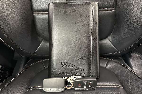 2019 Jaguar F-PACE 20d Prestige X761