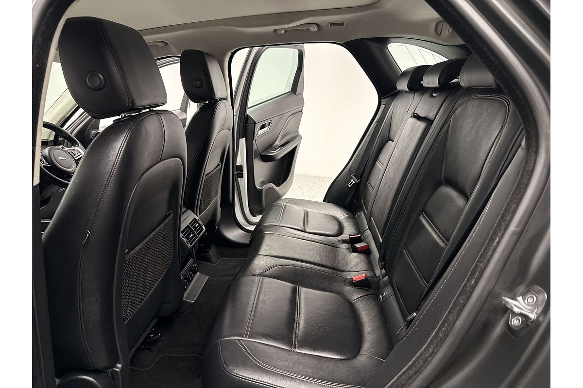 2019 Jaguar F-PACE 20d Prestige X761