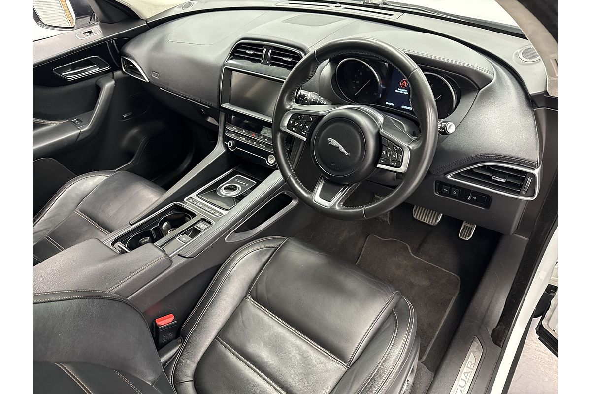 2019 Jaguar F-PACE 20d Prestige X761