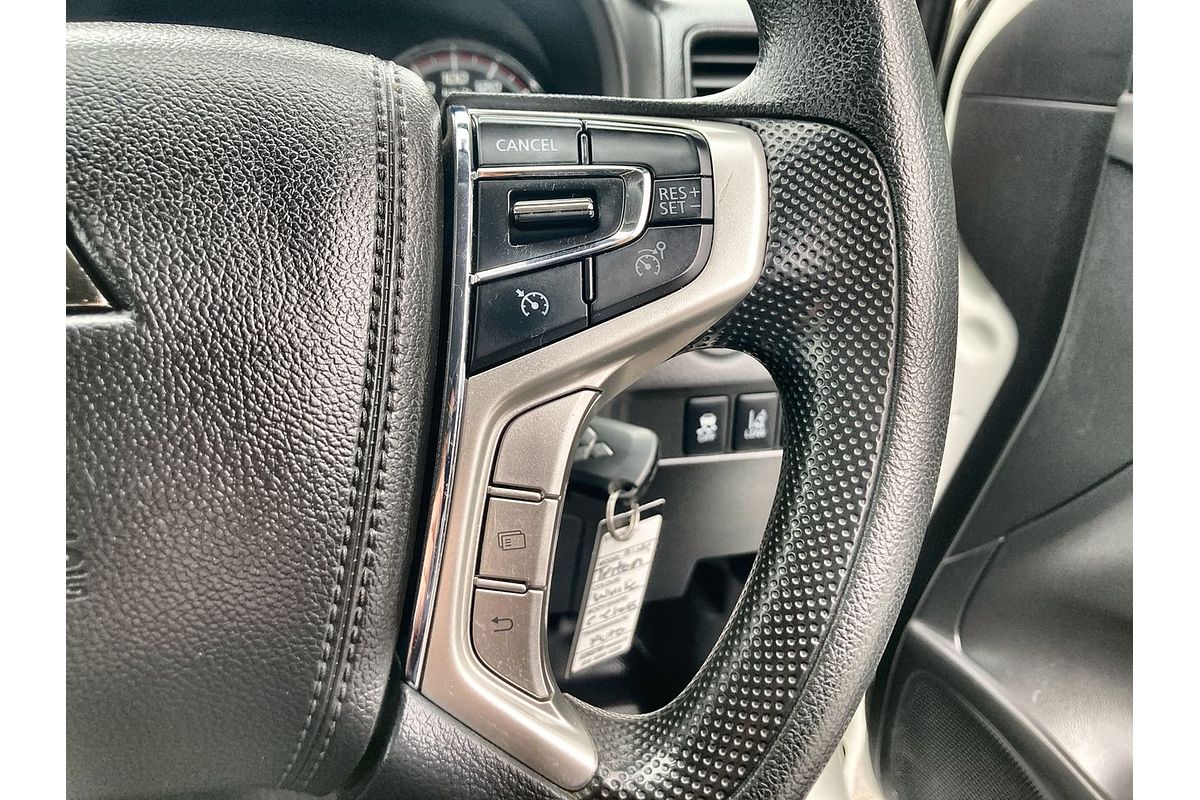 2021 Mitsubishi Triton GLX MR 4X4