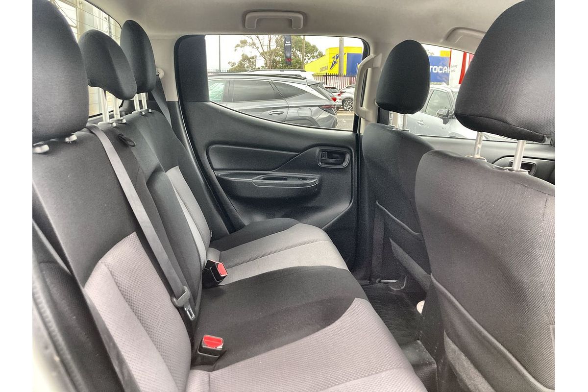 2021 Mitsubishi Triton GLX MR 4X4