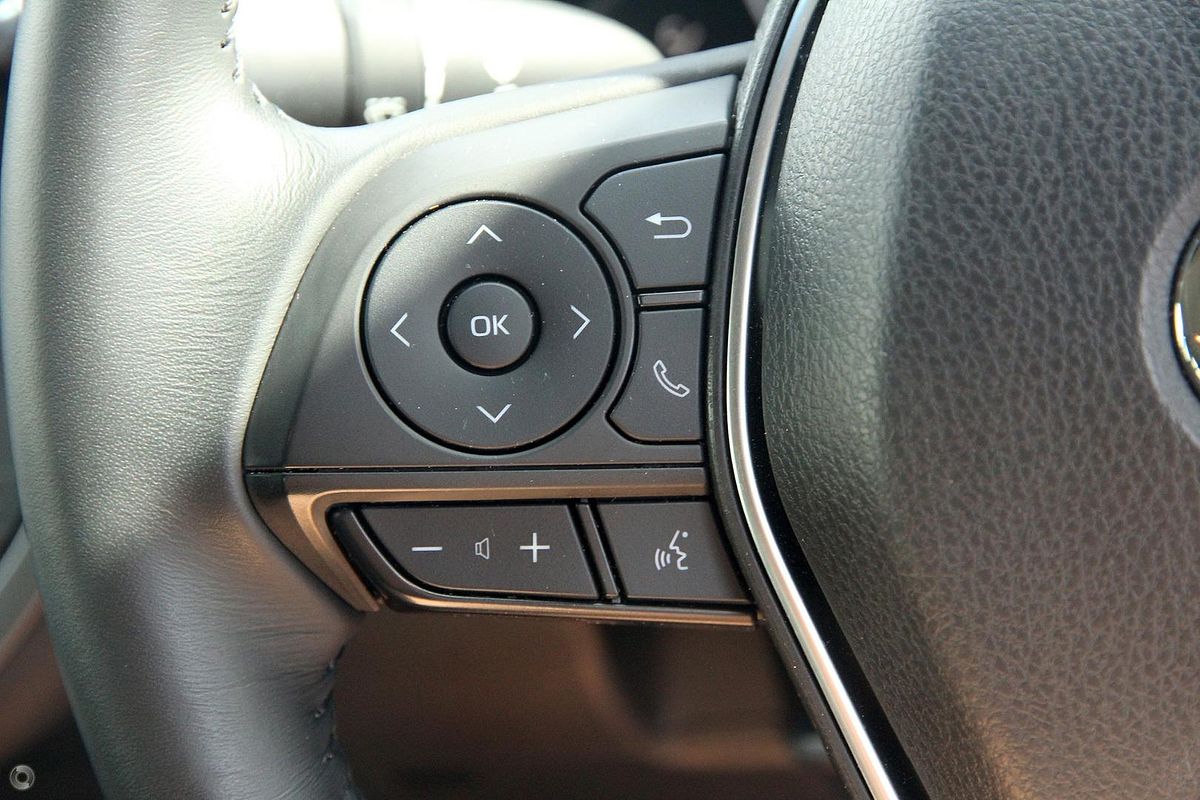 2019 Toyota Camry Ascent Sport AXVH71R