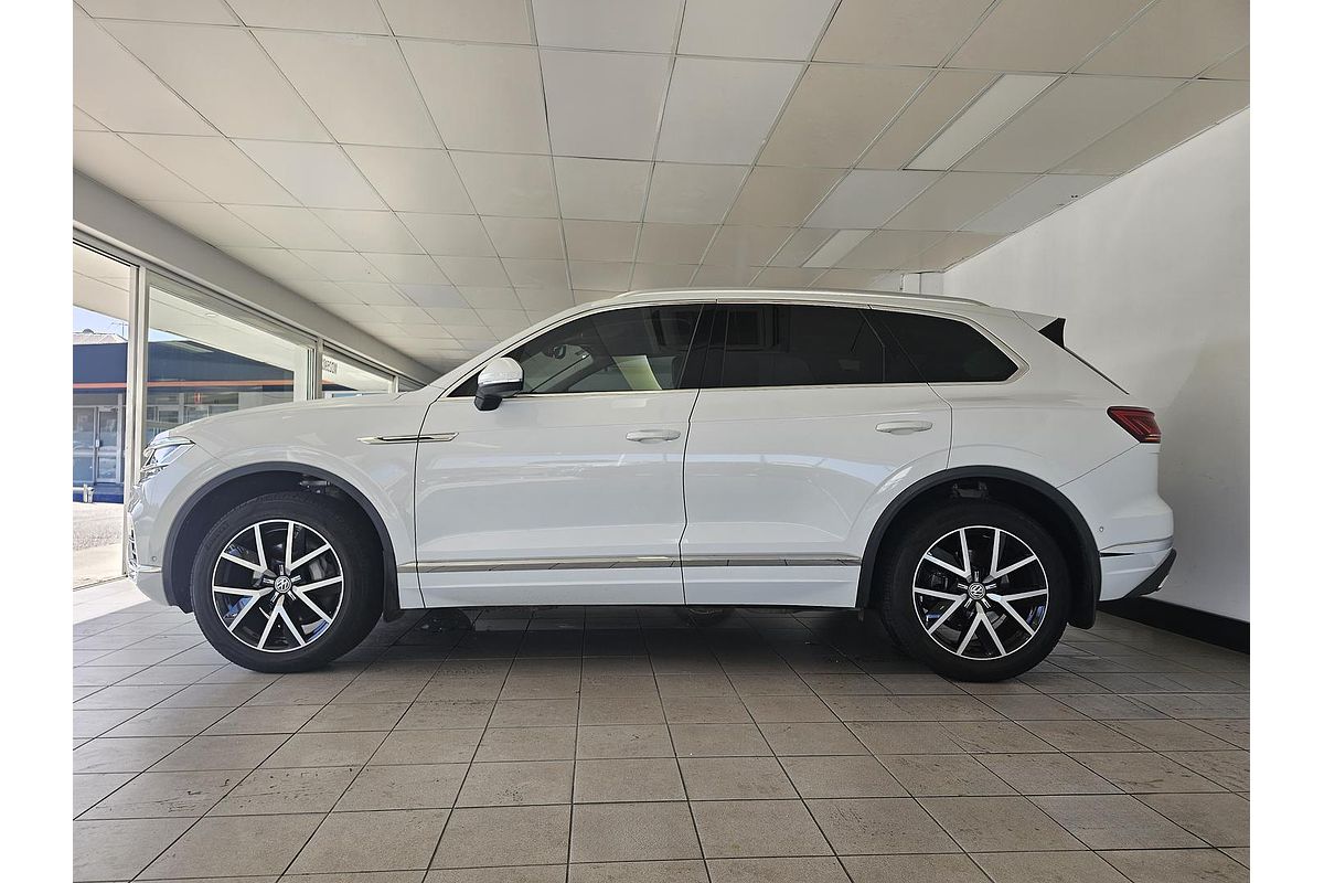 2019 Volkswagen Touareg 190TDI Launch Edition CR