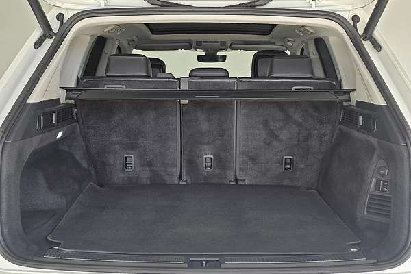 2019 Volkswagen Touareg 190TDI Launch Edition CR