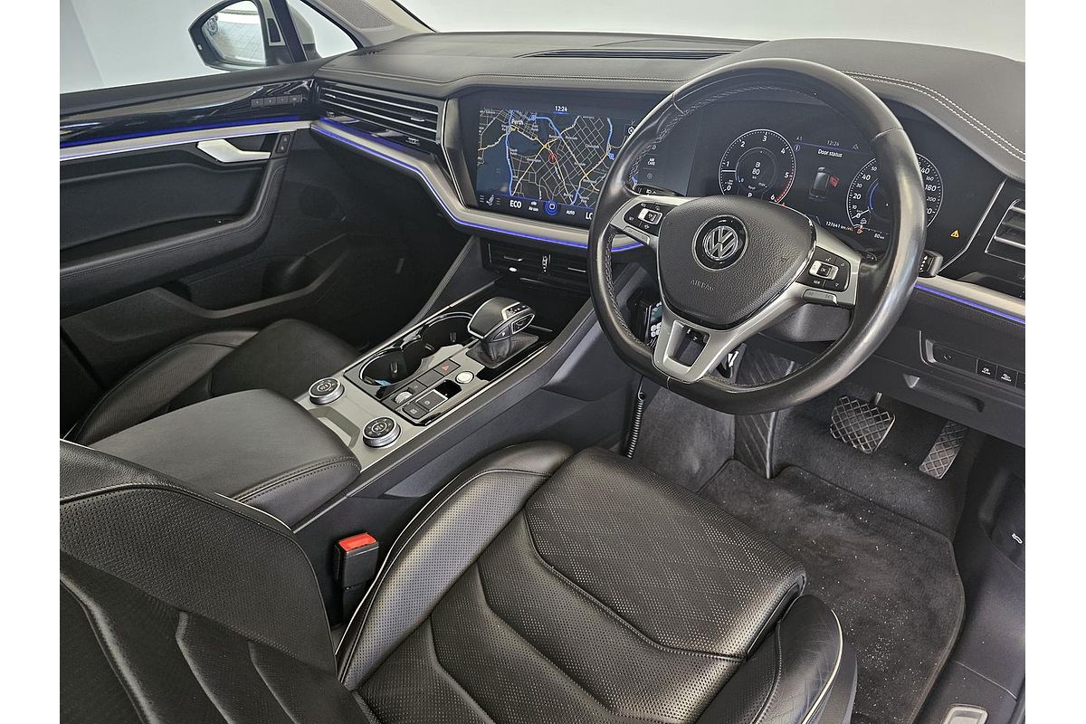 2019 Volkswagen Touareg 190TDI Launch Edition CR