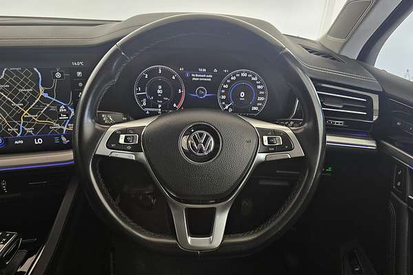 2019 Volkswagen Touareg 190TDI Launch Edition CR