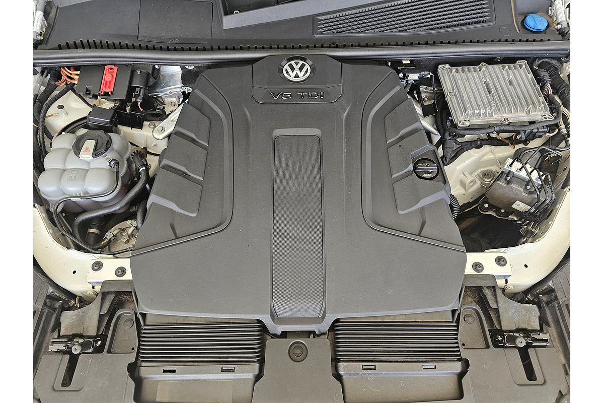 2019 Volkswagen Touareg 190TDI Launch Edition CR