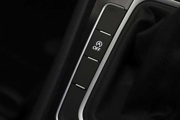 2013 Volkswagen Golf 103TSI Highline 7