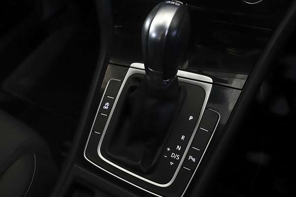 2013 Volkswagen Golf 103TSI Highline 7
