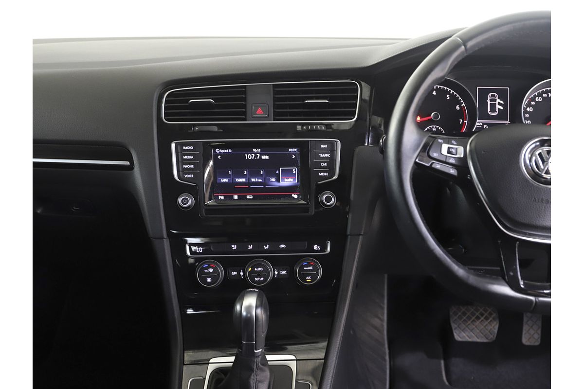 2013 Volkswagen Golf 103TSI Highline 7