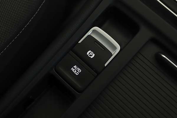 2013 Volkswagen Golf 103TSI Highline 7