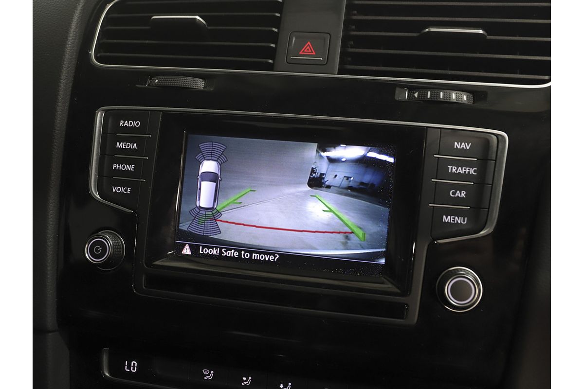 2013 Volkswagen Golf 103TSI Highline 7