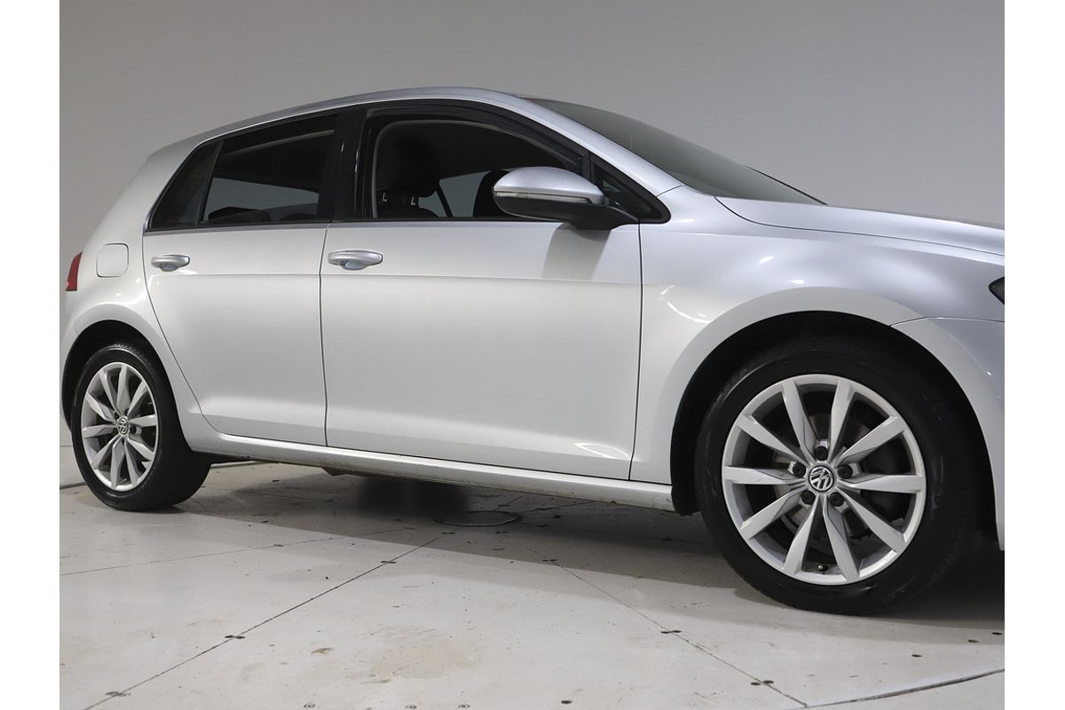 2013 Volkswagen Golf 103TSI Highline 7