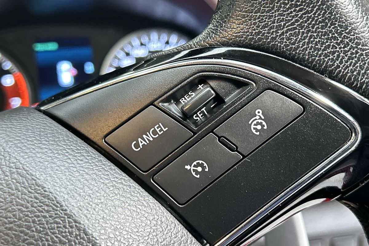 2023 Mitsubishi Eclipse Cross LS YB