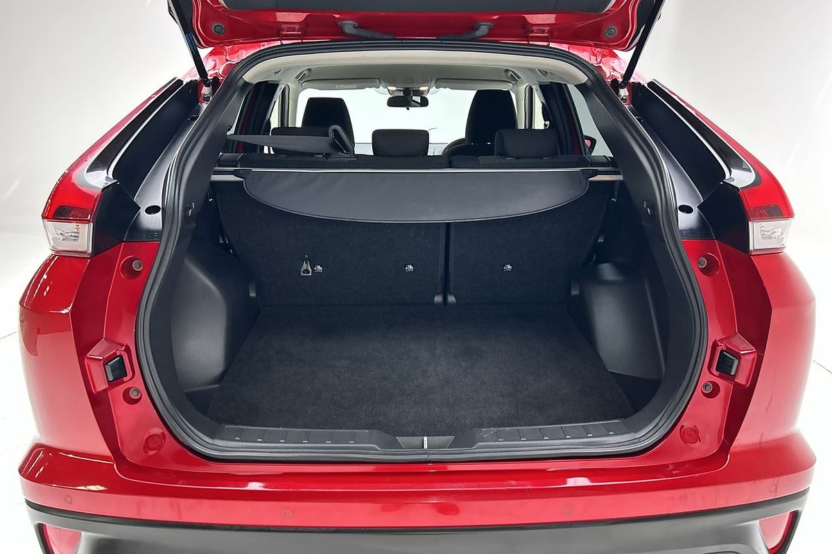 2023 Mitsubishi Eclipse Cross LS YB