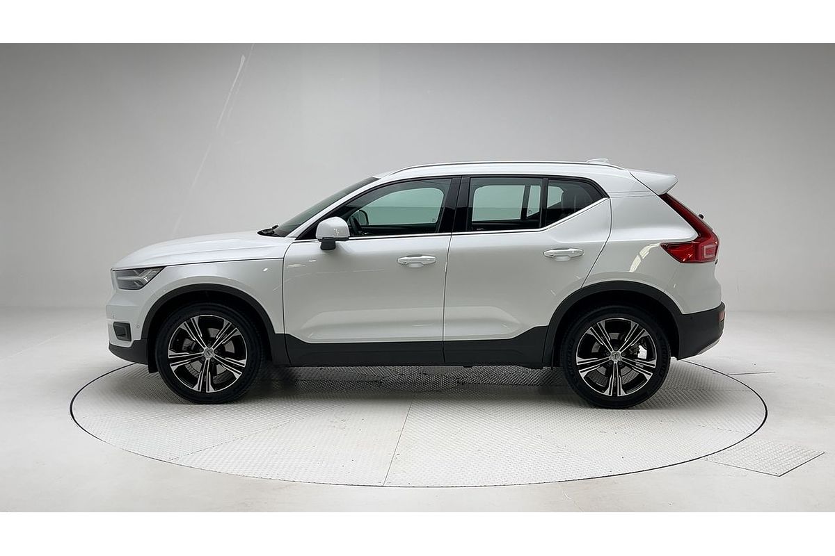 2022 Volvo XC40 T4 Inscription
