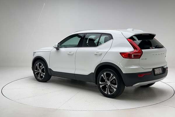 2022 Volvo XC40 T4 Inscription
