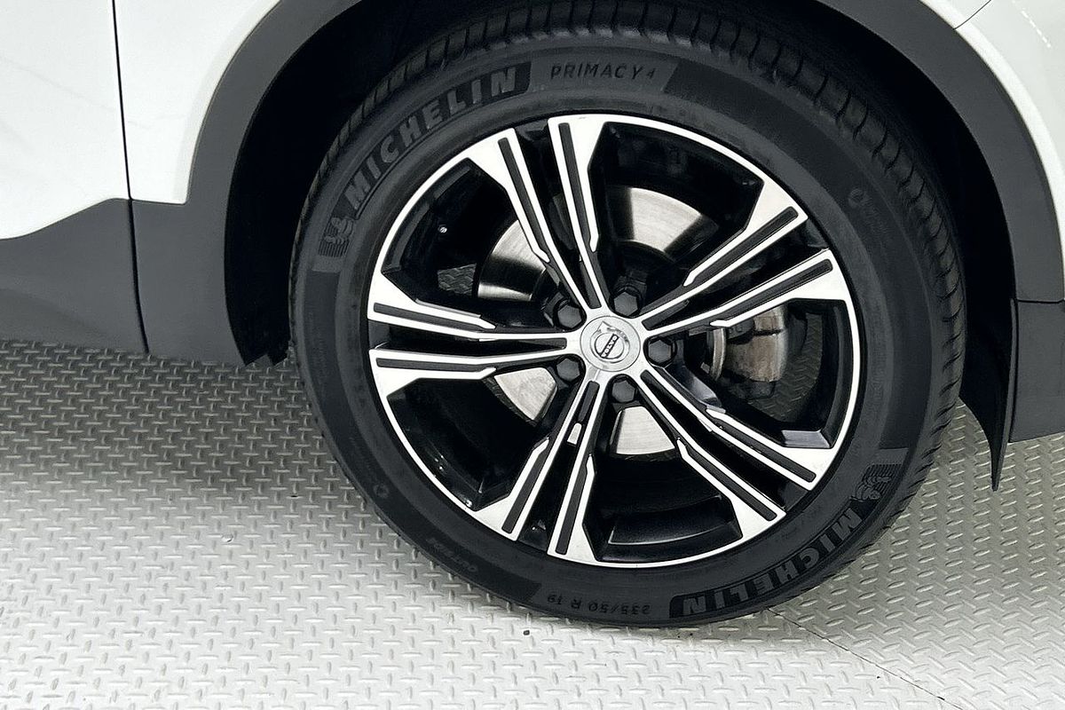 2022 Volvo XC40 T4 Inscription