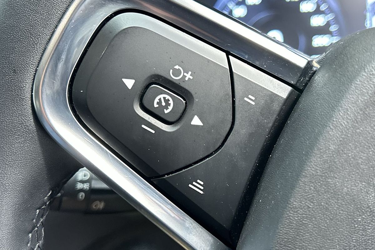 2022 Volvo XC40 T4 Inscription