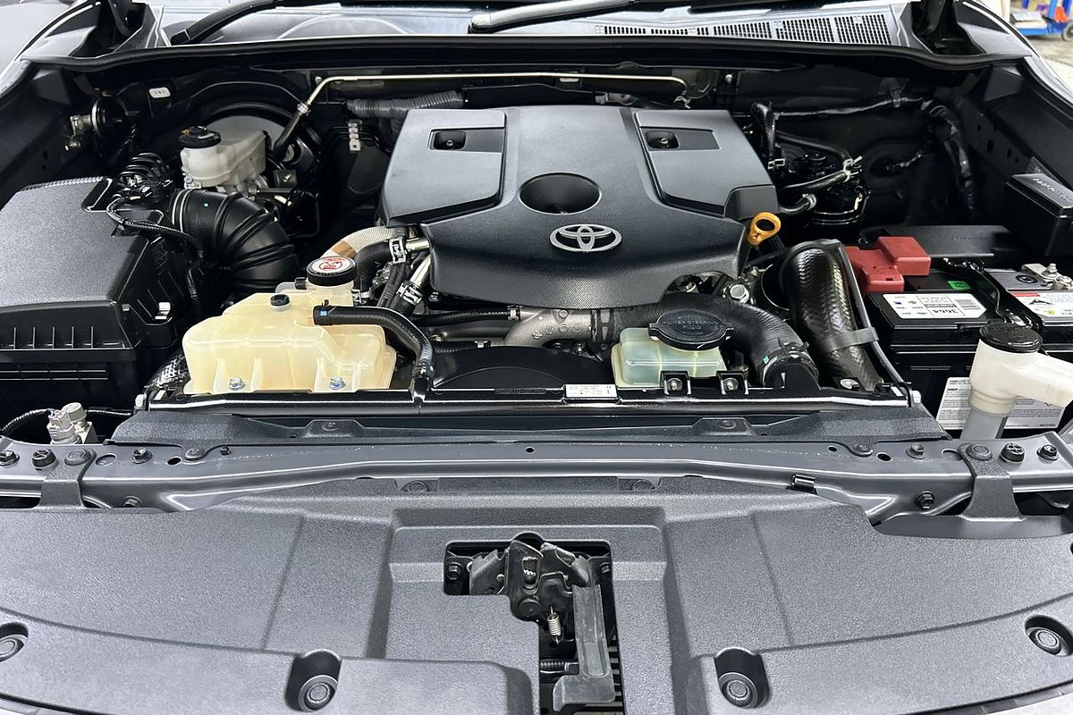 2022 Toyota Hilux SR5 GUN126R 4X4