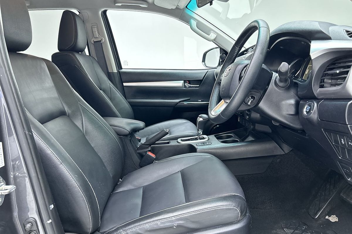 2022 Toyota Hilux SR5 GUN126R 4X4