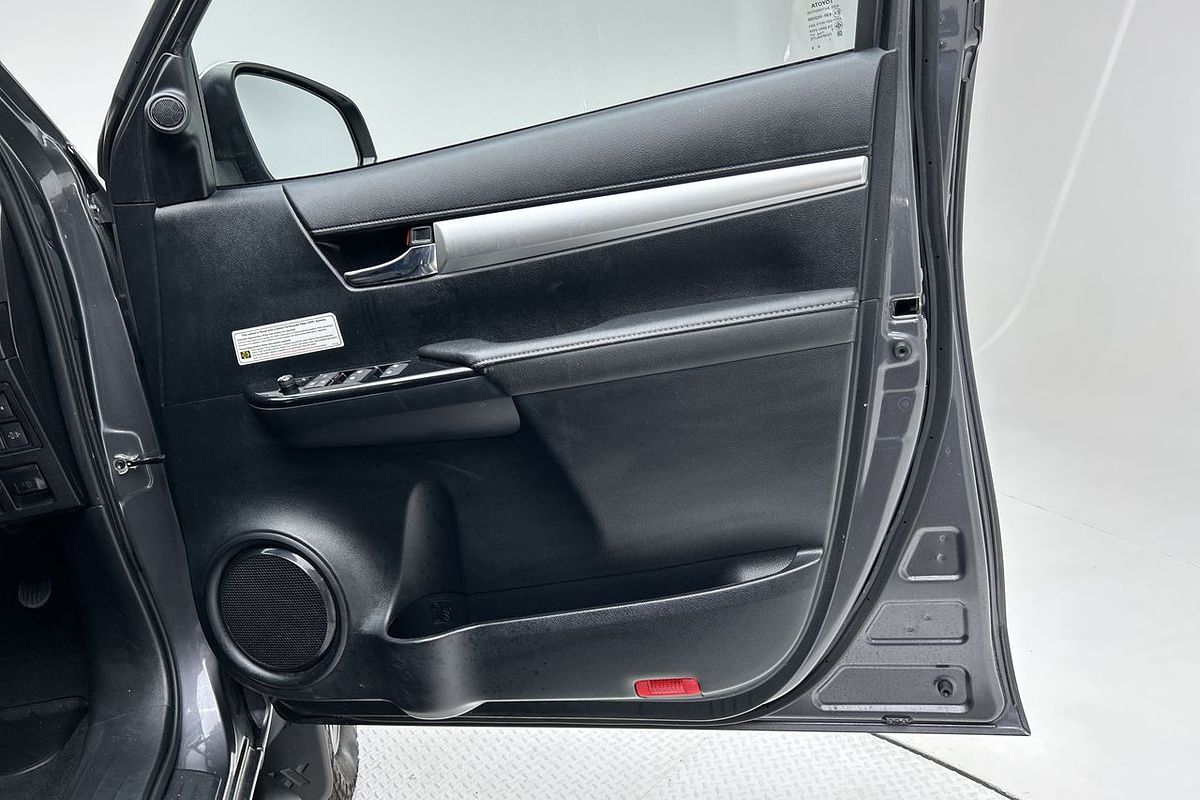 2022 Toyota Hilux SR5 GUN126R 4X4