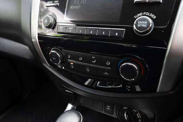 2017 Nissan Navara ST D23 Series 3 Rear Wheel Drive