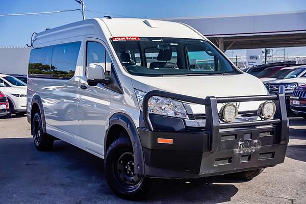 2022 Toyota Hiace Commuter GDH322R