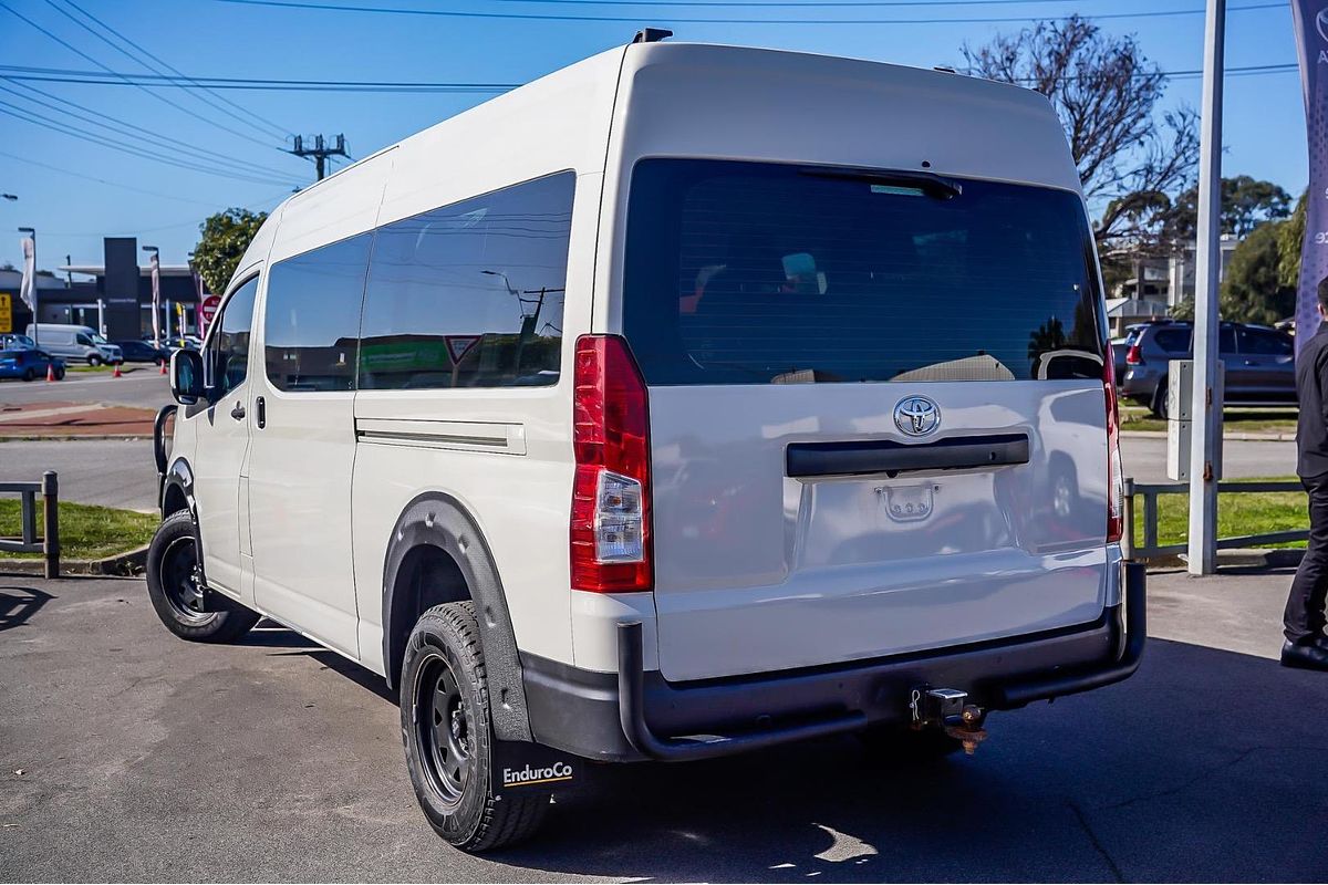 2022 Toyota Hiace Commuter GDH322R